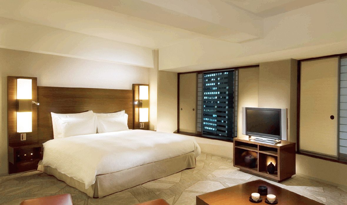 Hilton-Tokyo-Hero-2