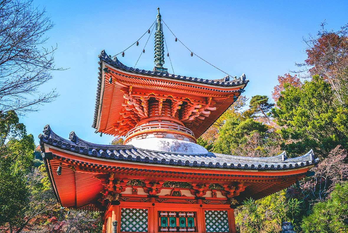Hiroshima-Nuclear-Temple-2