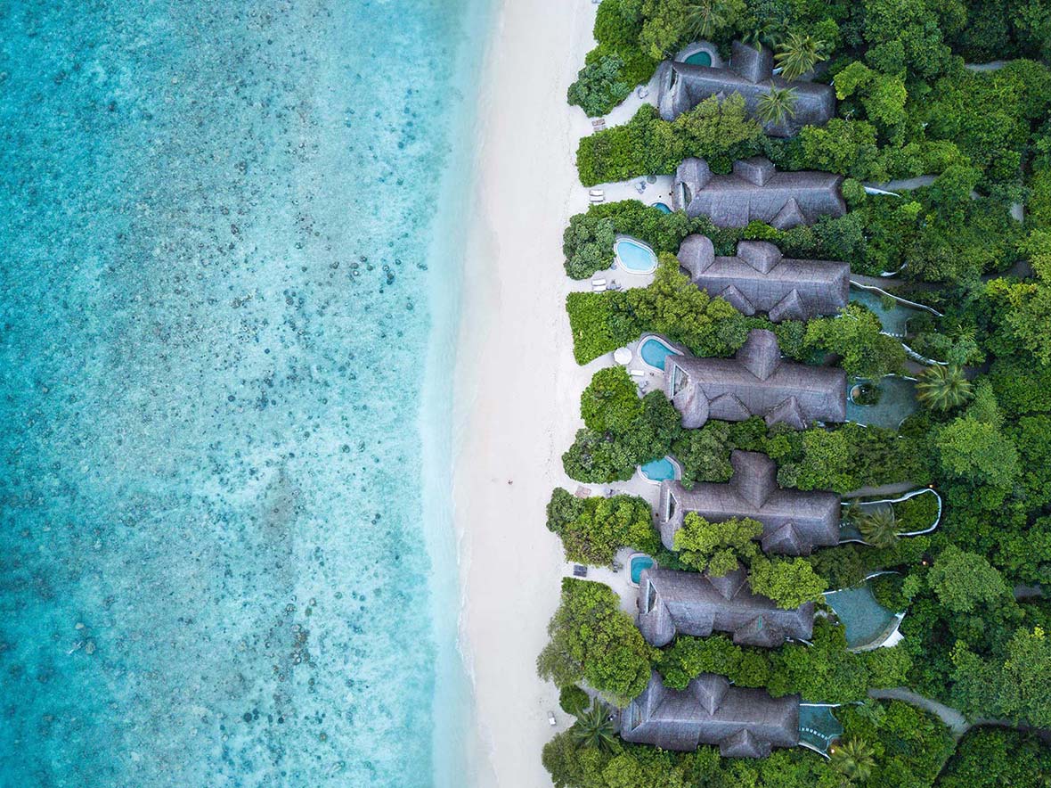 7-Luxury-Resorts-Maldives-6
