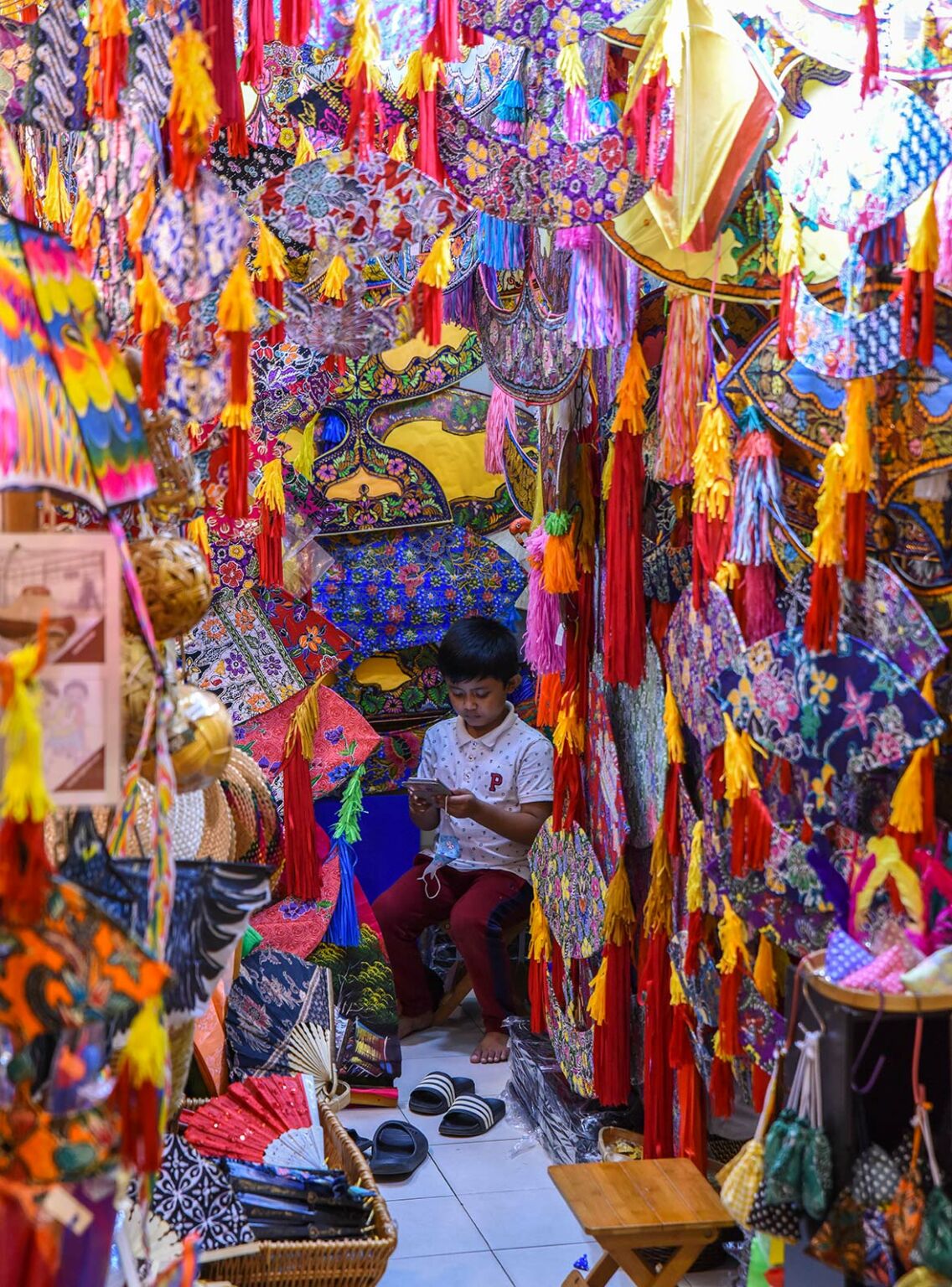 Commerce and Color - Travelogues from Remote Lands