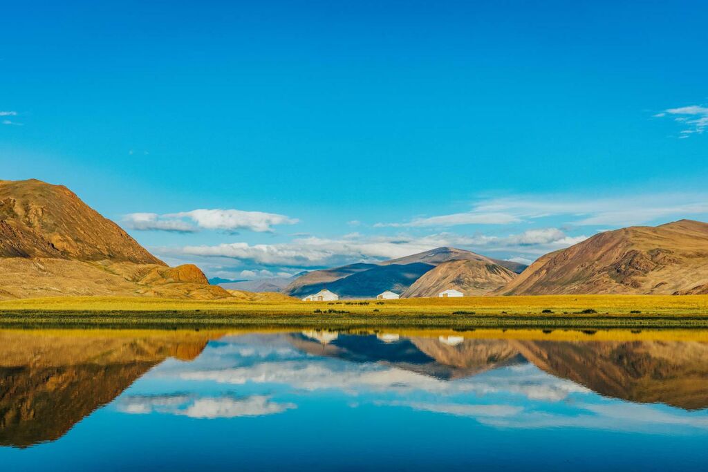 Into the Unknown - Travelogues from Remote Lands