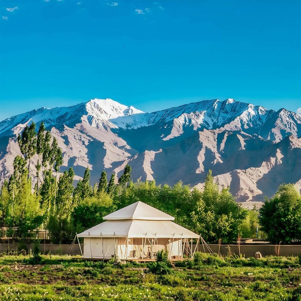 Into the Unknown - Travelogues from Remote Lands