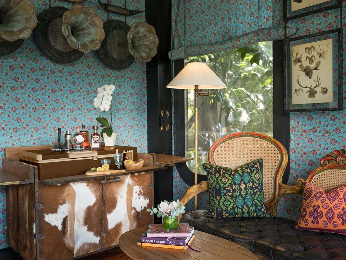 ubud-accommodation-kelikivallleytent-livingroom ubud-accommodation-kelikivallleytent-livingroom