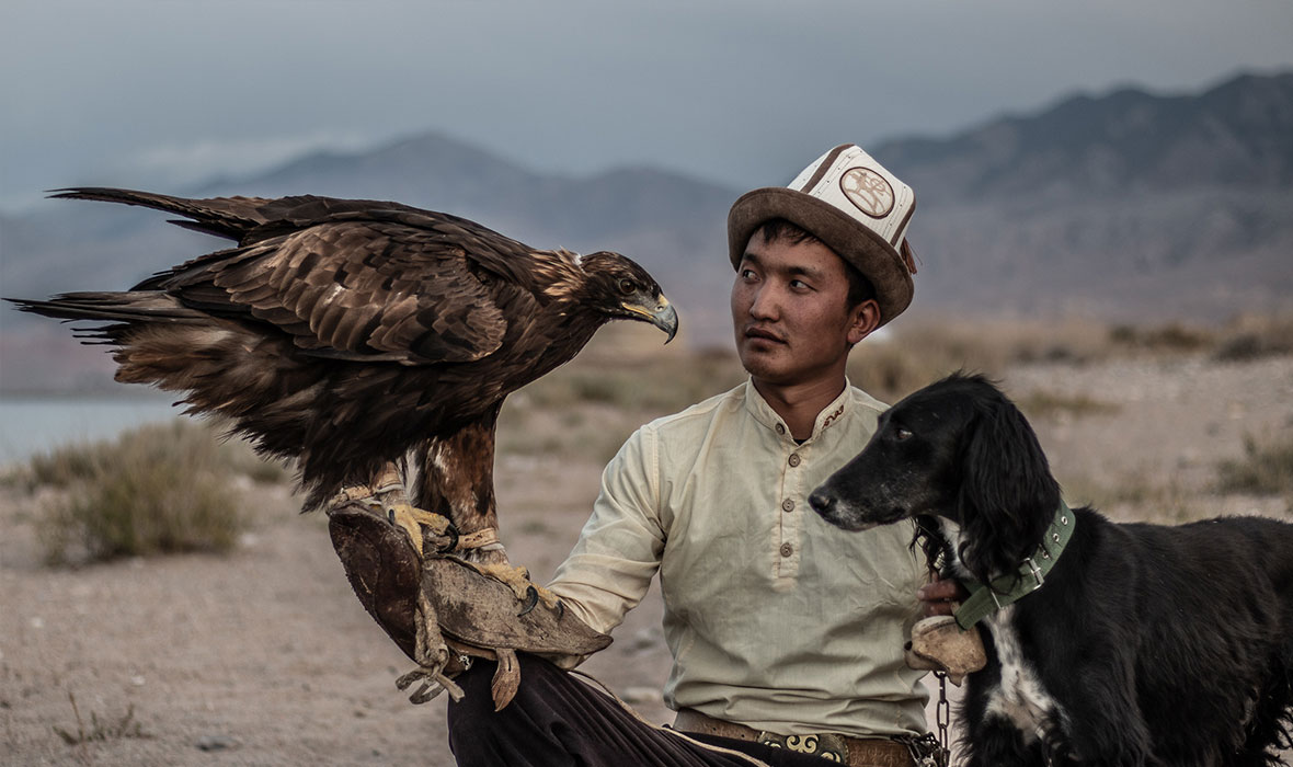 Nursultan-with-eagle-and-Taigon Nursultan-with-eagle-and-Taigon